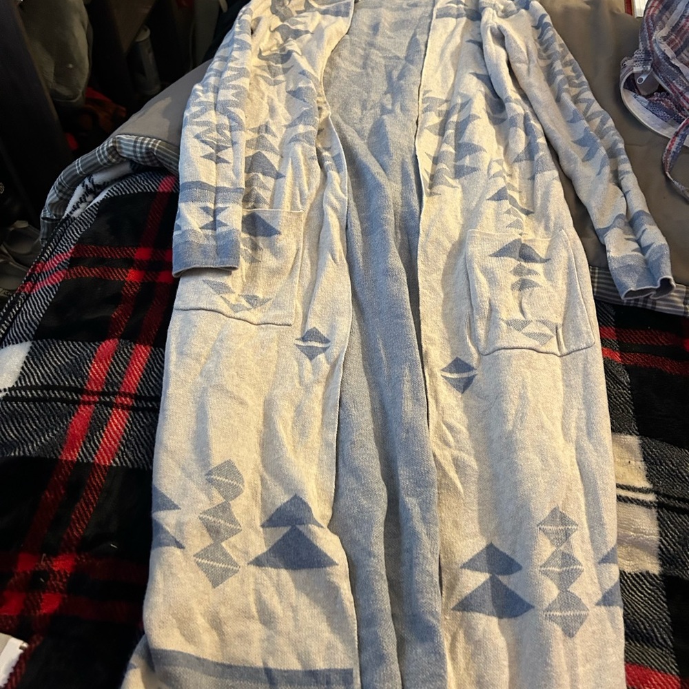 Cardigan - Picture 3 of 3